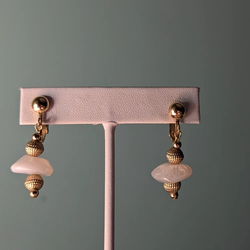 🤍 Avon Vintage Earrings Dangle Agate Stone Clip On 1.25